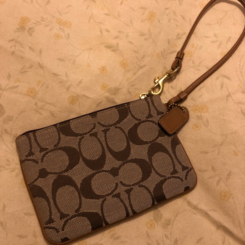 Coach Wristlet - Picture 2 of 7
